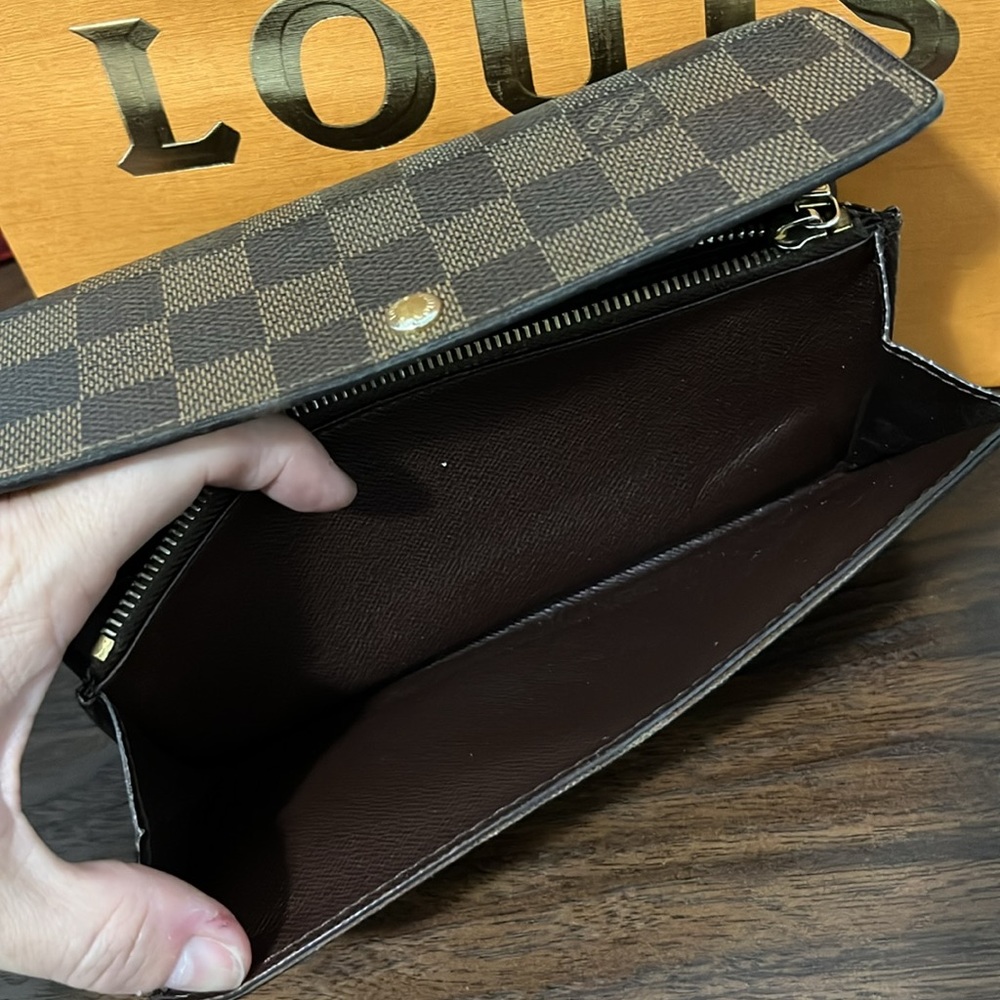 Louis Vuitton damier wallet w/unbranded chain - Picture 8 of 11